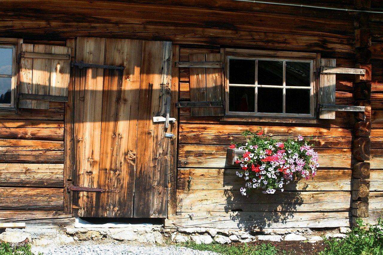 Living With Salt Air: Small Joys and Small Chores of Coastal Home Life