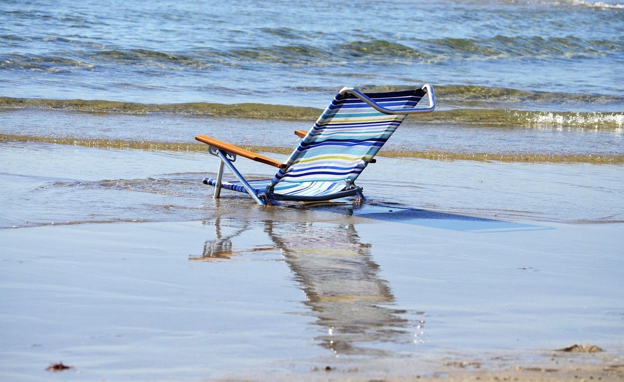 The Lost Art of Doing Nothing at the Beach
